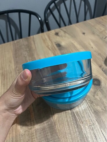 Cam saklama kabı