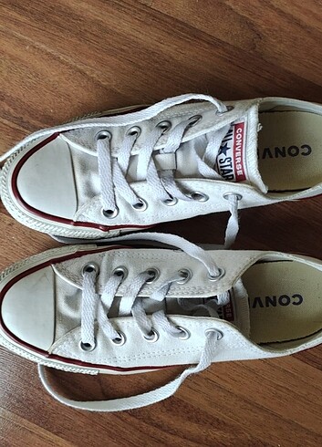 36,5 Beden converse ayakkabı