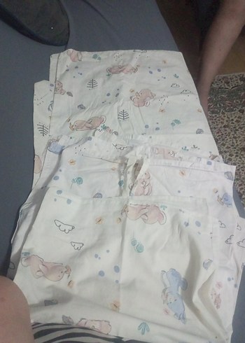 Beyaz Pastel Desenli bebek Nevresim Takımı - Görsel 3