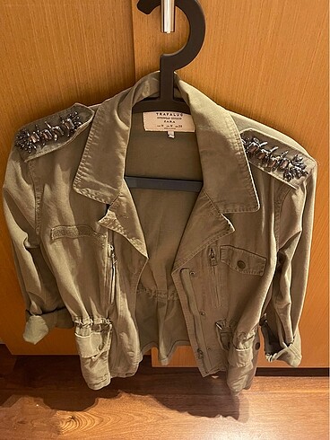 Zara mont