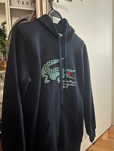 Lacoste swaet