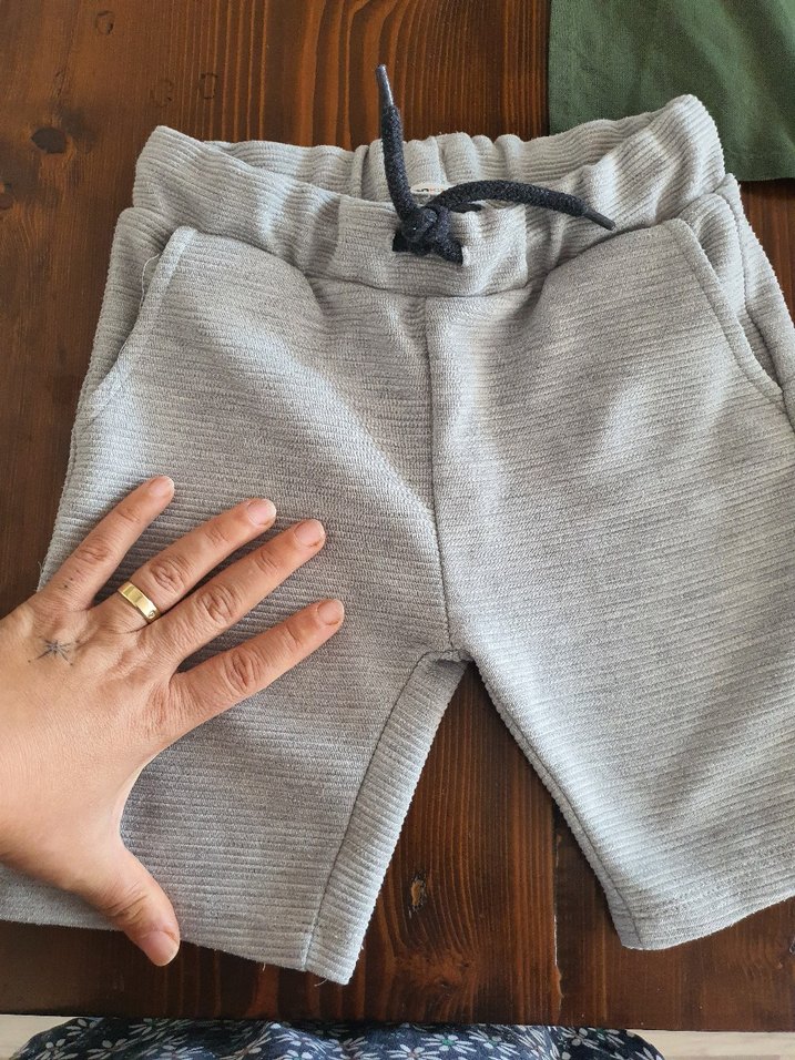 Gri Erkek Çocuk Rahat Kesim Şort - Görsel 3