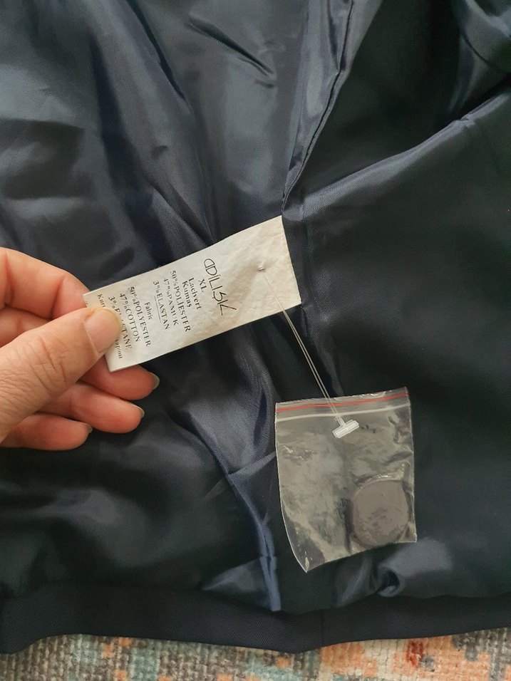 Düğmeli Siyah Kısa Kollu Mini Blazer - Görsel 4