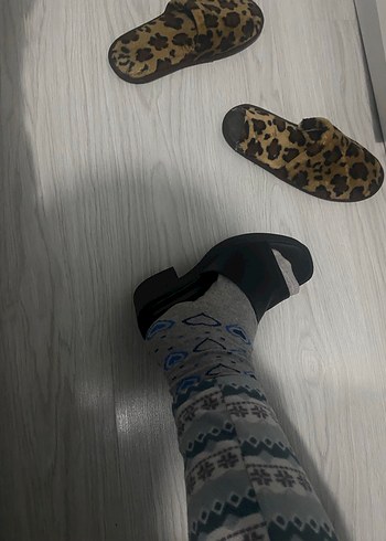 Siyah Platform Topuklu Minimalist Kadın Terlik - Görsel 7