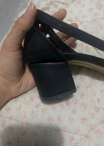Siyah Kalın topuklu ayakkabı - Görsel 2