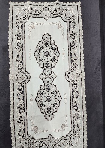 İşlemeli Beyaz Gri plastik runner - Görsel 2