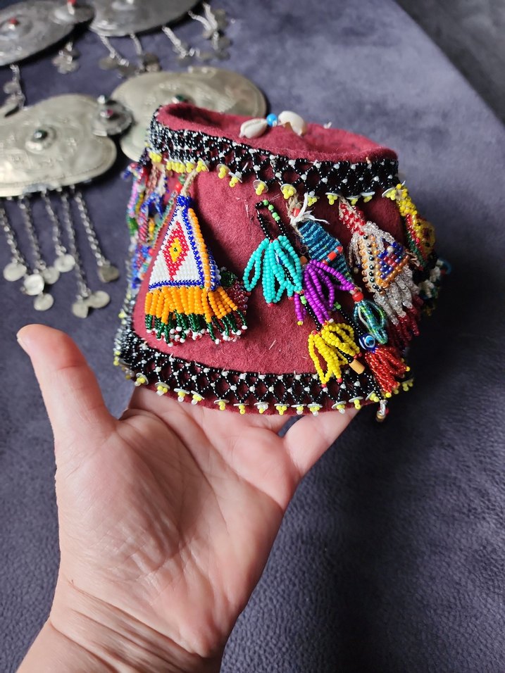 El İşlemeli Renkli Boncuklu felin fesi - Görsel 3