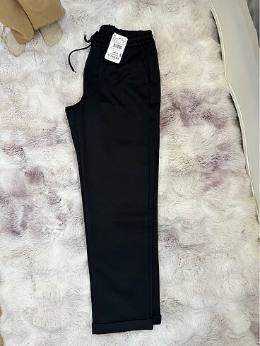 LC Waikiki Siyah pantolon