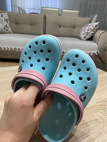 C13 crocs