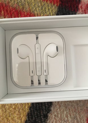 diğer Beden iPhone orijinal hiç kullanılmamış kulaklık