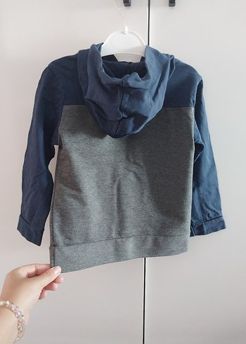 Nike Erkek Çocuk Kapüşonlu Sweatshirt - Görsel 4