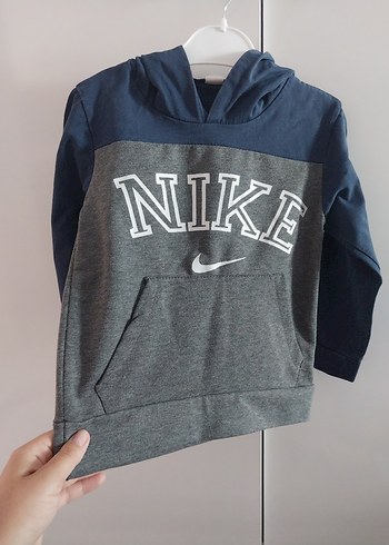 Nike Erkek Çocuk Kapüşonlu Sweatshirt - Görsel 2