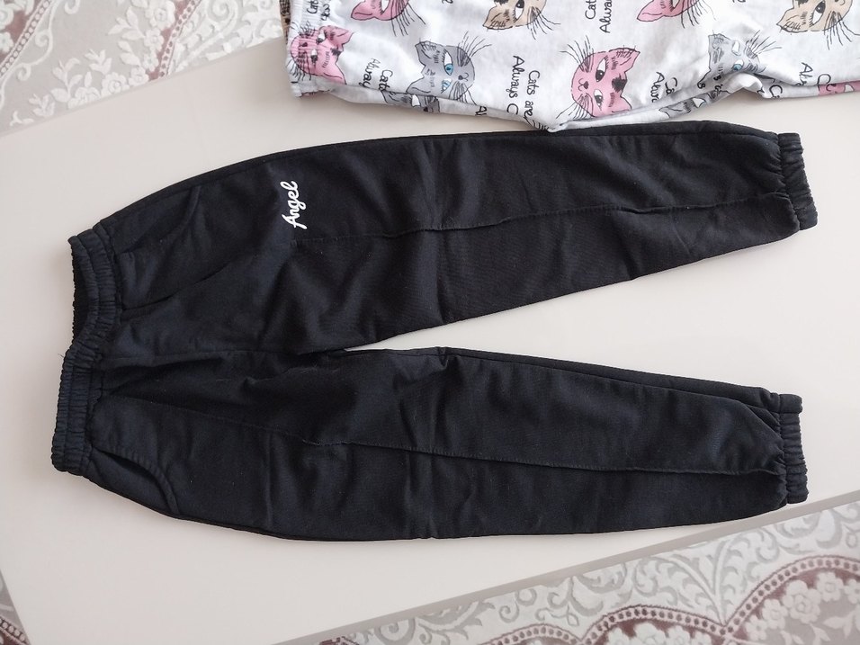 Gri Baskılı Kedi eşofman ve siyah eşofman altı - Görsel 3