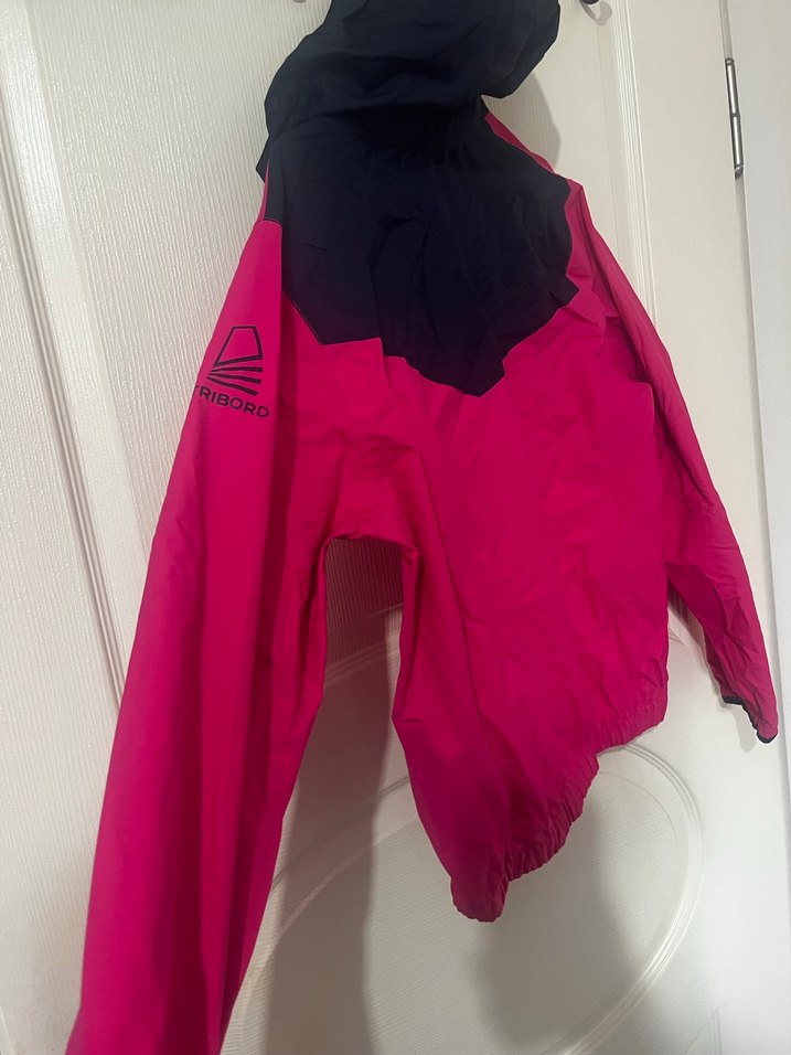 Kız çocuk Pembe Siyah Fermuarlı Spor yağmurluk - Görsel 4