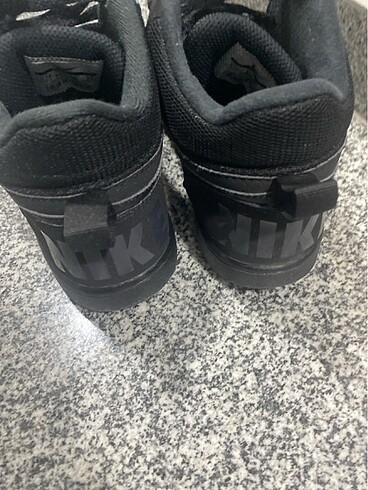 Nıke ayakkabı - Görsel 2