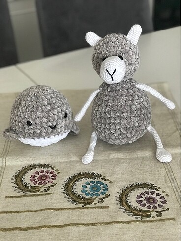Kuzucuk ve balina
