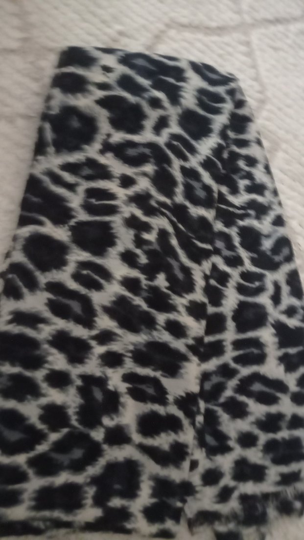 siyah beyaz şal - Görsel 2