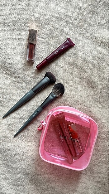 Makeup ürün