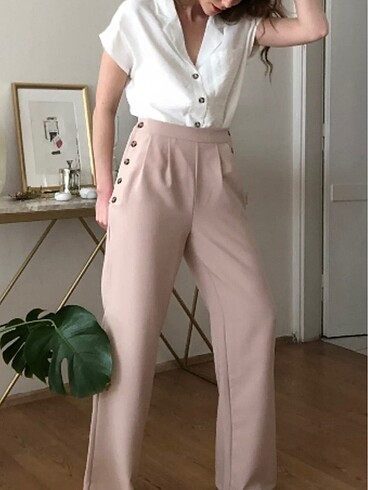 Trendyol & Milla Bej Düğme İşlemeli Kumaş Pantolon