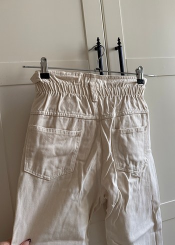 Düğmeli Beyaz Keten Midi Kadın Pantolon - Görsel 5