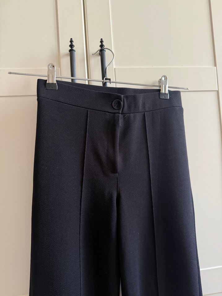 Kadın Siyah Kumaş Kemerli Pantolon - Görsel 3