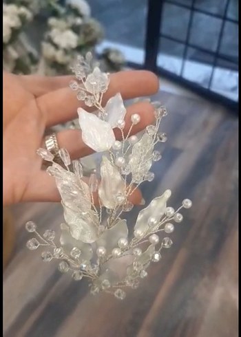 Boncuk İşlemeli Bej Örgü Saç Aksesuarı - Görsel 2