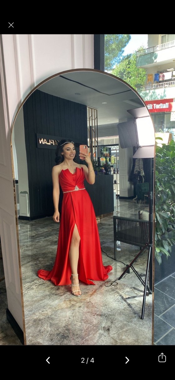 Parlak Kırmızı Drapeli Straplez Uzun Abiye - Görsel 2