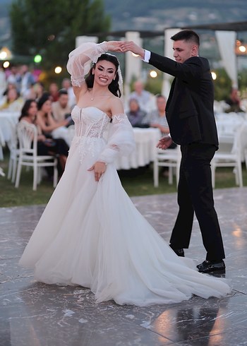 İnce Askılı Straplez Uzun Bohem Gelinlik - Görsel 3