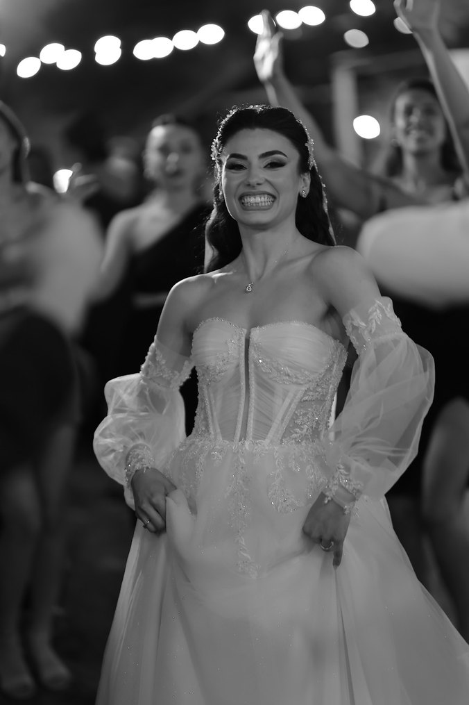 İnce Askılı Straplez Uzun Bohem Gelinlik - Görsel 2