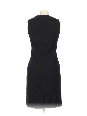36 Beden PreLoved Kısa Elbise %70 İndirimli.