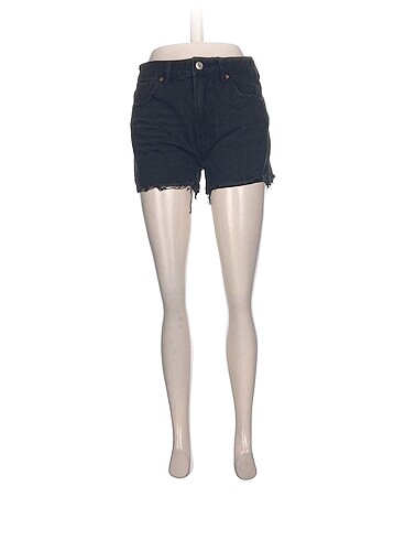 Stradivarius Mini Şort %70 İndirimli.