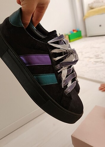 Elle Elle sneakers 