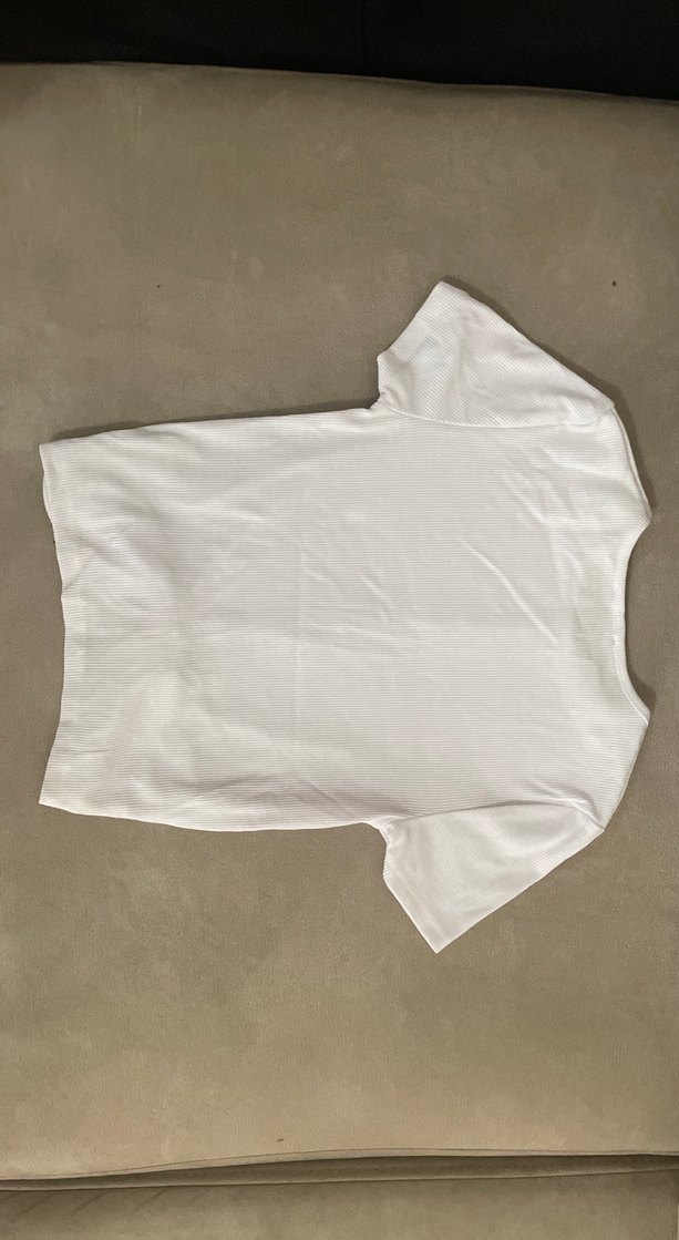 Beyaz Kısa Kollu Kadın bluz - Görsel 2