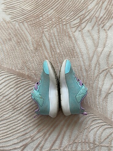 24 Beden Skechers 24no ayakkabı