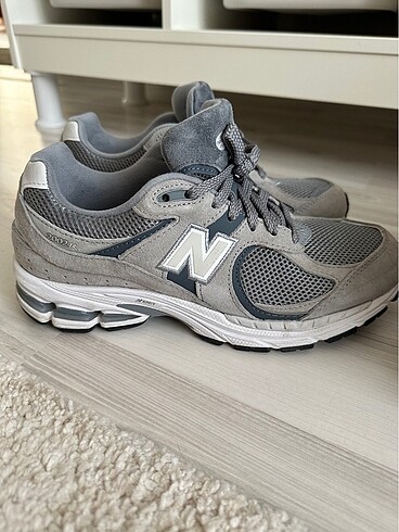 New balance 2002r grey