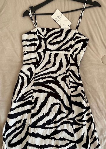 ZARA ZEBRA DESEN ELBİSE