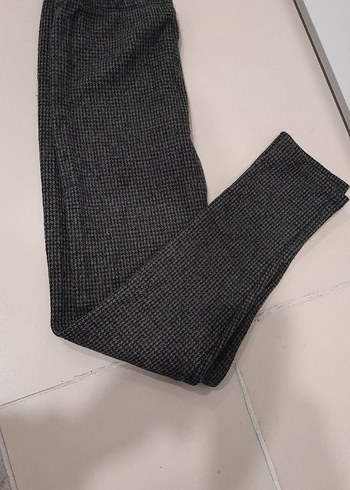 Gri Baskılı Spor Tayt - Görsel 2