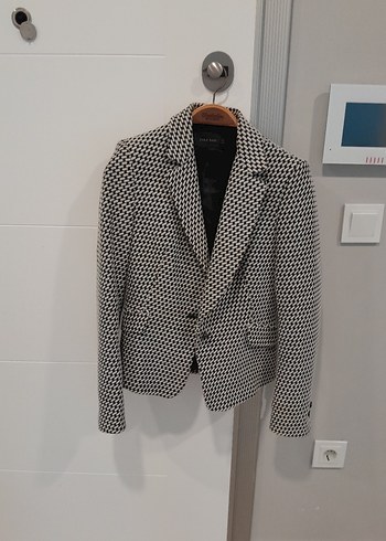 Zara Sikligin Ve Rahatligin Bulustugu Siyah Beyaz Desenli Blazer