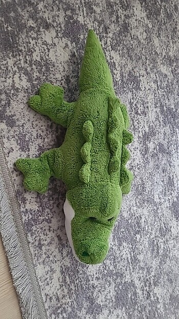 Peluş oyuncak timsah