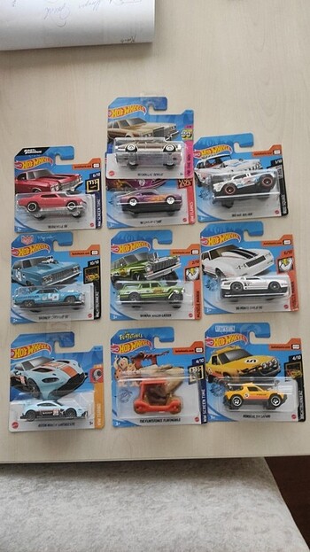 Hot wheels 10 adet araba 
