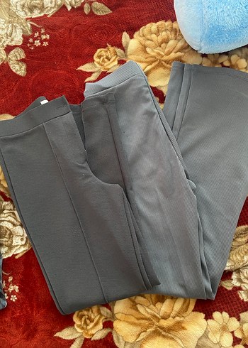 Gri Kadın Pilili Kumaş Pantolon - Görsel 2