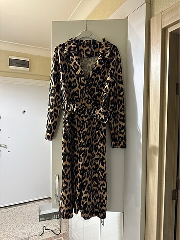 Leopar elbise