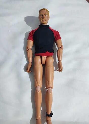 Barbie mac toy ken bebek eklemli