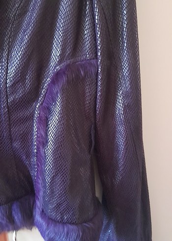 Zara Mor Yılan Derisi Desenli Kürklü Deri Ceket