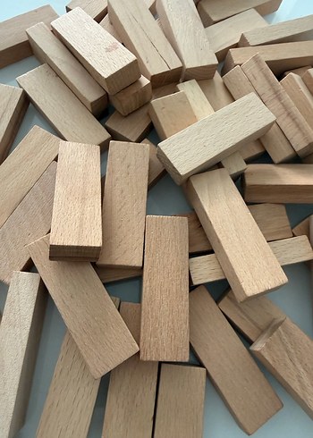 Diğer Ahşap Blok Kule Oyunu Jenga