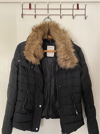Bershka Mont