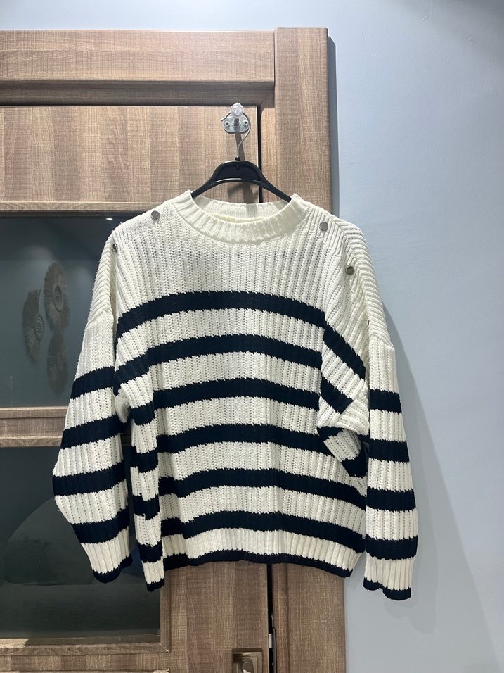 Çizgili Örgü Kadın Kazak - Görsel 2