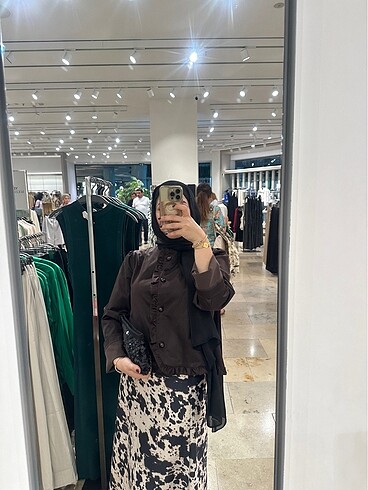 Zara Portatif Pullu Çanta
