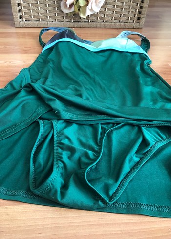 Yeşil etekli mayo - Görsel 4