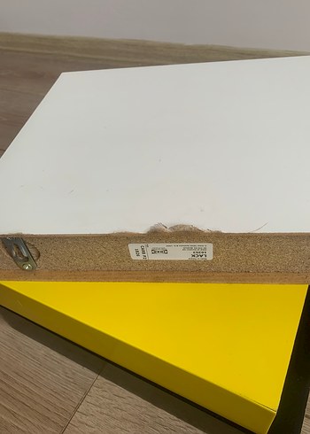 İkea üçlü duvar rafı sarı siyah beyaz - Görsel 5